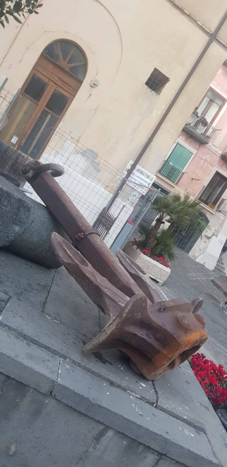 lavori piazza flavio gioia amalfi