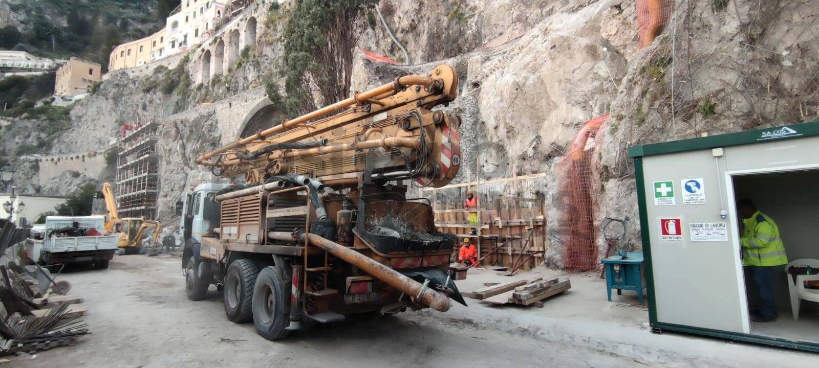 Amalfi, finita la gettata di cemento per la messa in sicurezza del tratto franato il 2 febbraio